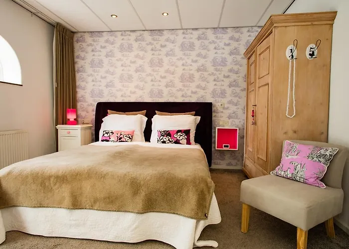 Herberg Restaurant Taverne 3*